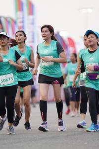 BIB: 50673
                            <button type="button" onclick="openModal(10506560)" class="btn btn-primary btn-sm float-right btn-popup" data-toggle="modal" data-target=".modal-high-quality">
                        <i class="fas fa-shopping-cart"></i> Add to Cart
                    </button>
                                            <button type="button" onclick="isThisMe(10506560, true)" class="btn btn-success btn-sm float-right btn-popup btn-isme hidden" data-toggle="tooltip" data-placement="bottom" title="นี่คือรูปของคุณใช่ไหม คลิกที่นี่เพื่อเอาเข้าอัลบั้ม">
                        <i class="fas fa-plus"></i> Add to album
                    </button>
                    <button type="button" onclick="isThisMe(10506560, false)" class="btn btn-warning btn-sm float-right btn-popup btn-isnotme hidden">
                        <i class="fas fa-ban"></i> Remove from album
                    </button>