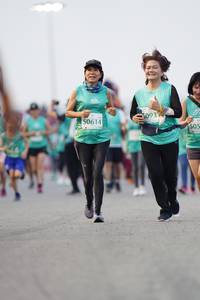 BIB: 5093, 50614, 505
                            <button type="button" onclick="openModal(10518895)" class="btn btn-primary btn-sm float-right btn-popup" data-toggle="modal" data-target=".modal-high-quality">
                        <i class="fas fa-shopping-cart"></i> Add to Cart
                    </button>
                                            <button type="button" onclick="isThisMe(10518895, true)" class="btn btn-success btn-sm float-right btn-popup btn-isme hidden" data-toggle="tooltip" data-placement="bottom" title="นี่คือรูปของคุณใช่ไหม คลิกที่นี่เพื่อเอาเข้าอัลบั้ม">
                        <i class="fas fa-plus"></i> Add to album
                    </button>
                    <button type="button" onclick="isThisMe(10518895, false)" class="btn btn-warning btn-sm float-right btn-popup btn-isnotme hidden">
                        <i class="fas fa-ban"></i> Remove from album
                    </button>