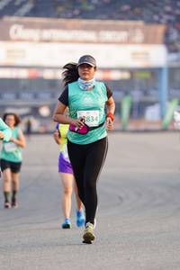 BIB: 834
                            <button type="button" onclick="openModal(10489725)" class="btn btn-primary btn-sm float-right btn-popup" data-toggle="modal" data-target=".modal-high-quality">
                        <i class="fas fa-shopping-cart"></i> Add to Cart
                    </button>
                                            <button type="button" onclick="isThisMe(10489725, true)" class="btn btn-success btn-sm float-right btn-popup btn-isme hidden" data-toggle="tooltip" data-placement="bottom" title="นี่คือรูปของคุณใช่ไหม คลิกที่นี่เพื่อเอาเข้าอัลบั้ม">
                        <i class="fas fa-plus"></i> Add to album
                    </button>
                    <button type="button" onclick="isThisMe(10489725, false)" class="btn btn-warning btn-sm float-right btn-popup btn-isnotme hidden">
                        <i class="fas fa-ban"></i> Remove from album
                    </button>