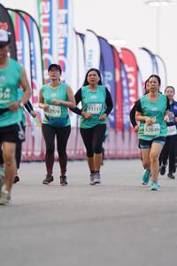 BIB: 3111, 52978, 52849
                            <button type="button" onclick="openModal(10505058)" class="btn btn-primary btn-sm float-right btn-popup" data-toggle="modal" data-target=".modal-high-quality">
                        <i class="fas fa-shopping-cart"></i> Add to Cart
                    </button>
                                            <button type="button" onclick="isThisMe(10505058, true)" class="btn btn-success btn-sm float-right btn-popup btn-isme hidden" data-toggle="tooltip" data-placement="bottom" title="นี่คือรูปของคุณใช่ไหม คลิกที่นี่เพื่อเอาเข้าอัลบั้ม">
                        <i class="fas fa-plus"></i> Add to album
                    </button>
                    <button type="button" onclick="isThisMe(10505058, false)" class="btn btn-warning btn-sm float-right btn-popup btn-isnotme hidden">
                        <i class="fas fa-ban"></i> Remove from album
                    </button>