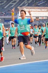 BIB: 3420, 5244, 22205, 
                            <button type="button" onclick="openModal(10492978)" class="btn btn-primary btn-sm float-right btn-popup" data-toggle="modal" data-target=".modal-high-quality">
                        <i class="fas fa-shopping-cart"></i> Add to Cart
                    </button>
                                            <button type="button" onclick="isThisMe(10492978, true)" class="btn btn-success btn-sm float-right btn-popup btn-isme hidden" data-toggle="tooltip" data-placement="bottom" title="นี่คือรูปของคุณใช่ไหม คลิกที่นี่เพื่อเอาเข้าอัลบั้ม">
                        <i class="fas fa-plus"></i> Add to album
                    </button>
                    <button type="button" onclick="isThisMe(10492978, false)" class="btn btn-warning btn-sm float-right btn-popup btn-isnotme hidden">
                        <i class="fas fa-ban"></i> Remove from album
                    </button>