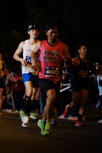 BIB: 40472
                            <button type="button" onclick="openModal(12527471)" class="btn btn-primary btn-sm float-right btn-popup" data-toggle="modal" data-target=".modal-high-quality">
                        <i class="fas fa-shopping-cart"></i> Add to Cart
                    </button>
                                            <button type="button" onclick="isThisMe(12527471, true)" class="btn btn-success btn-sm float-right btn-popup btn-isme hidden" data-toggle="tooltip" data-placement="bottom" title="นี่คือรูปของคุณใช่ไหม คลิกที่นี่เพื่อเอาเข้าอัลบั้ม">
                        <i class="fas fa-plus"></i> Add to album
                    </button>
                    <button type="button" onclick="isThisMe(12527471, false)" class="btn btn-warning btn-sm float-right btn-popup btn-isnotme hidden">
                        <i class="fas fa-ban"></i> Remove from album
                    </button>
