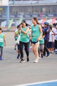 BIB: 71018, 71019, 666
                            <button type="button" onclick="openModal(10493789)" class="btn btn-primary btn-sm float-right btn-popup" data-toggle="modal" data-target=".modal-high-quality">
                        <i class="fas fa-shopping-cart"></i> Add to Cart
                    </button>
                                            <button type="button" onclick="isThisMe(10493789, true)" class="btn btn-success btn-sm float-right btn-popup btn-isme hidden" data-toggle="tooltip" data-placement="bottom" title="นี่คือรูปของคุณใช่ไหม คลิกที่นี่เพื่อเอาเข้าอัลบั้ม">
                        <i class="fas fa-plus"></i> Add to album
                    </button>
                    <button type="button" onclick="isThisMe(10493789, false)" class="btn btn-warning btn-sm float-right btn-popup btn-isnotme hidden">
                        <i class="fas fa-ban"></i> Remove from album
                    </button>