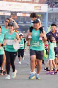 BIB: 0992
                            <button type="button" onclick="openModal(10495546)" class="btn btn-primary btn-sm float-right btn-popup" data-toggle="modal" data-target=".modal-high-quality">
                        <i class="fas fa-shopping-cart"></i> Add to Cart
                    </button>
                                            <button type="button" onclick="isThisMe(10495546, true)" class="btn btn-success btn-sm float-right btn-popup btn-isme hidden" data-toggle="tooltip" data-placement="bottom" title="นี่คือรูปของคุณใช่ไหม คลิกที่นี่เพื่อเอาเข้าอัลบั้ม">
                        <i class="fas fa-plus"></i> Add to album
                    </button>
                    <button type="button" onclick="isThisMe(10495546, false)" class="btn btn-warning btn-sm float-right btn-popup btn-isnotme hidden">
                        <i class="fas fa-ban"></i> Remove from album
                    </button>