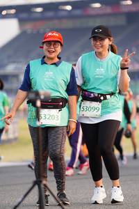 BIB: 53099, 53203
                            <button type="button" onclick="openModal(10497777)" class="btn btn-primary btn-sm float-right btn-popup" data-toggle="modal" data-target=".modal-high-quality">
                        <i class="fas fa-shopping-cart"></i> Add to Cart
                    </button>
                                            <button type="button" onclick="isThisMe(10497777, true)" class="btn btn-success btn-sm float-right btn-popup btn-isme hidden" data-toggle="tooltip" data-placement="bottom" title="นี่คือรูปของคุณใช่ไหม คลิกที่นี่เพื่อเอาเข้าอัลบั้ม">
                        <i class="fas fa-plus"></i> Add to album
                    </button>
                    <button type="button" onclick="isThisMe(10497777, false)" class="btn btn-warning btn-sm float-right btn-popup btn-isnotme hidden">
                        <i class="fas fa-ban"></i> Remove from album
                    </button>