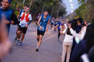 BIB: 41582
                            <button type="button" onclick="openModal(10592329)" class="btn btn-primary btn-sm float-right btn-popup" data-toggle="modal" data-target=".modal-high-quality">
                        <i class="fas fa-shopping-cart"></i> Add to Cart
                    </button>
                                            <button type="button" onclick="isThisMe(10592329, true)" class="btn btn-success btn-sm float-right btn-popup btn-isme hidden" data-toggle="tooltip" data-placement="bottom" title="นี่คือรูปของคุณใช่ไหม คลิกที่นี่เพื่อเอาเข้าอัลบั้ม">
                        <i class="fas fa-plus"></i> Add to album
                    </button>
                    <button type="button" onclick="isThisMe(10592329, false)" class="btn btn-warning btn-sm float-right btn-popup btn-isnotme hidden">
                        <i class="fas fa-ban"></i> Remove from album
                    </button>