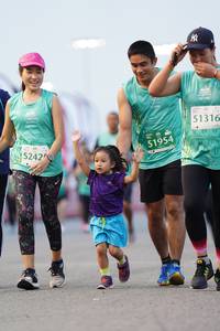 BIB: 51316, 51954, 5242
                            <button type="button" onclick="openModal(10523783)" class="btn btn-primary btn-sm float-right btn-popup" data-toggle="modal" data-target=".modal-high-quality">
                        <i class="fas fa-shopping-cart"></i> Add to Cart
                    </button>
                                            <button type="button" onclick="isThisMe(10523783, true)" class="btn btn-success btn-sm float-right btn-popup btn-isme hidden" data-toggle="tooltip" data-placement="bottom" title="นี่คือรูปของคุณใช่ไหม คลิกที่นี่เพื่อเอาเข้าอัลบั้ม">
                        <i class="fas fa-plus"></i> Add to album
                    </button>
                    <button type="button" onclick="isThisMe(10523783, false)" class="btn btn-warning btn-sm float-right btn-popup btn-isnotme hidden">
                        <i class="fas fa-ban"></i> Remove from album
                    </button>