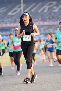 BIB: 52251
                            <button type="button" onclick="openModal(10489299)" class="btn btn-primary btn-sm float-right btn-popup" data-toggle="modal" data-target=".modal-high-quality">
                        <i class="fas fa-shopping-cart"></i> Add to Cart
                    </button>
                                            <button type="button" onclick="isThisMe(10489299, true)" class="btn btn-success btn-sm float-right btn-popup btn-isme hidden" data-toggle="tooltip" data-placement="bottom" title="นี่คือรูปของคุณใช่ไหม คลิกที่นี่เพื่อเอาเข้าอัลบั้ม">
                        <i class="fas fa-plus"></i> Add to album
                    </button>
                    <button type="button" onclick="isThisMe(10489299, false)" class="btn btn-warning btn-sm float-right btn-popup btn-isnotme hidden">
                        <i class="fas fa-ban"></i> Remove from album
                    </button>