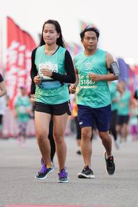 BIB: 5186
                            <button type="button" onclick="openModal(10485054)" class="btn btn-primary btn-sm float-right btn-popup" data-toggle="modal" data-target=".modal-high-quality">
                        <i class="fas fa-shopping-cart"></i> Add to Cart
                    </button>
                                            <button type="button" onclick="isThisMe(10485054, true)" class="btn btn-success btn-sm float-right btn-popup btn-isme hidden" data-toggle="tooltip" data-placement="bottom" title="นี่คือรูปของคุณใช่ไหม คลิกที่นี่เพื่อเอาเข้าอัลบั้ม">
                        <i class="fas fa-plus"></i> Add to album
                    </button>
                    <button type="button" onclick="isThisMe(10485054, false)" class="btn btn-warning btn-sm float-right btn-popup btn-isnotme hidden">
                        <i class="fas fa-ban"></i> Remove from album
                    </button>