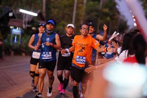 BIB: 4335, 140268, 45904
                            <button type="button" onclick="openModal(12573060)" class="btn btn-primary btn-sm float-right btn-popup" data-toggle="modal" data-target=".modal-high-quality">
                        <i class="fas fa-shopping-cart"></i> Add to Cart
                    </button>
                                            <button type="button" onclick="isThisMe(12573060, true)" class="btn btn-success btn-sm float-right btn-popup btn-isme hidden" data-toggle="tooltip" data-placement="bottom" title="นี่คือรูปของคุณใช่ไหม คลิกที่นี่เพื่อเอาเข้าอัลบั้ม">
                        <i class="fas fa-plus"></i> Add to album
                    </button>
                    <button type="button" onclick="isThisMe(12573060, false)" class="btn btn-warning btn-sm float-right btn-popup btn-isnotme hidden">
                        <i class="fas fa-ban"></i> Remove from album
                    </button>