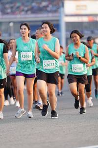 BIB: 52957, 52631, 52487
                            <button type="button" onclick="openModal(10489527)" class="btn btn-primary btn-sm float-right btn-popup" data-toggle="modal" data-target=".modal-high-quality">
                        <i class="fas fa-shopping-cart"></i> Add to Cart
                    </button>
                                            <button type="button" onclick="isThisMe(10489527, true)" class="btn btn-success btn-sm float-right btn-popup btn-isme hidden" data-toggle="tooltip" data-placement="bottom" title="นี่คือรูปของคุณใช่ไหม คลิกที่นี่เพื่อเอาเข้าอัลบั้ม">
                        <i class="fas fa-plus"></i> Add to album
                    </button>
                    <button type="button" onclick="isThisMe(10489527, false)" class="btn btn-warning btn-sm float-right btn-popup btn-isnotme hidden">
                        <i class="fas fa-ban"></i> Remove from album
                    </button>