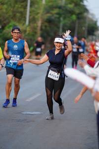 BIB: 44556, 43354
                            <button type="button" onclick="openModal(10609977)" class="btn btn-primary btn-sm float-right btn-popup" data-toggle="modal" data-target=".modal-high-quality">
                        <i class="fas fa-shopping-cart"></i> Add to Cart
                    </button>
                                            <button type="button" onclick="isThisMe(10609977, true)" class="btn btn-success btn-sm float-right btn-popup btn-isme hidden" data-toggle="tooltip" data-placement="bottom" title="นี่คือรูปของคุณใช่ไหม คลิกที่นี่เพื่อเอาเข้าอัลบั้ม">
                        <i class="fas fa-plus"></i> Add to album
                    </button>
                    <button type="button" onclick="isThisMe(10609977, false)" class="btn btn-warning btn-sm float-right btn-popup btn-isnotme hidden">
                        <i class="fas fa-ban"></i> Remove from album
                    </button>
