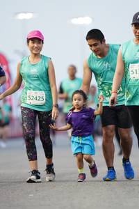 BIB: 513, 52425
                            <button type="button" onclick="openModal(10523732)" class="btn btn-primary btn-sm float-right btn-popup" data-toggle="modal" data-target=".modal-high-quality">
                        <i class="fas fa-shopping-cart"></i> Add to Cart
                    </button>
                                            <button type="button" onclick="isThisMe(10523732, true)" class="btn btn-success btn-sm float-right btn-popup btn-isme hidden" data-toggle="tooltip" data-placement="bottom" title="นี่คือรูปของคุณใช่ไหม คลิกที่นี่เพื่อเอาเข้าอัลบั้ม">
                        <i class="fas fa-plus"></i> Add to album
                    </button>
                    <button type="button" onclick="isThisMe(10523732, false)" class="btn btn-warning btn-sm float-right btn-popup btn-isnotme hidden">
                        <i class="fas fa-ban"></i> Remove from album
                    </button>