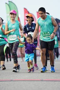 BIB: 52425, 51954
                            <button type="button" onclick="openModal(10523906)" class="btn btn-primary btn-sm float-right btn-popup" data-toggle="modal" data-target=".modal-high-quality">
                        <i class="fas fa-shopping-cart"></i> Add to Cart
                    </button>
                                            <button type="button" onclick="isThisMe(10523906, true)" class="btn btn-success btn-sm float-right btn-popup btn-isme hidden" data-toggle="tooltip" data-placement="bottom" title="นี่คือรูปของคุณใช่ไหม คลิกที่นี่เพื่อเอาเข้าอัลบั้ม">
                        <i class="fas fa-plus"></i> Add to album
                    </button>
                    <button type="button" onclick="isThisMe(10523906, false)" class="btn btn-warning btn-sm float-right btn-popup btn-isnotme hidden">
                        <i class="fas fa-ban"></i> Remove from album
                    </button>