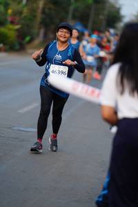 BIB: 46396
                            <button type="button" onclick="openModal(10610966)" class="btn btn-primary btn-sm float-right btn-popup" data-toggle="modal" data-target=".modal-high-quality">
                        <i class="fas fa-shopping-cart"></i> Add to Cart
                    </button>
                                            <button type="button" onclick="isThisMe(10610966, true)" class="btn btn-success btn-sm float-right btn-popup btn-isme hidden" data-toggle="tooltip" data-placement="bottom" title="นี่คือรูปของคุณใช่ไหม คลิกที่นี่เพื่อเอาเข้าอัลบั้ม">
                        <i class="fas fa-plus"></i> Add to album
                    </button>
                    <button type="button" onclick="isThisMe(10610966, false)" class="btn btn-warning btn-sm float-right btn-popup btn-isnotme hidden">
                        <i class="fas fa-ban"></i> Remove from album
                    </button>