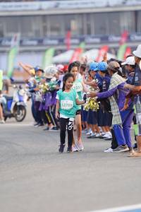 BIB: 2231, 52709
                            <button type="button" onclick="openModal(10498431)" class="btn btn-primary btn-sm float-right btn-popup" data-toggle="modal" data-target=".modal-high-quality">
                        <i class="fas fa-shopping-cart"></i> Add to Cart
                    </button>
                                            <button type="button" onclick="isThisMe(10498431, true)" class="btn btn-success btn-sm float-right btn-popup btn-isme hidden" data-toggle="tooltip" data-placement="bottom" title="นี่คือรูปของคุณใช่ไหม คลิกที่นี่เพื่อเอาเข้าอัลบั้ม">
                        <i class="fas fa-plus"></i> Add to album
                    </button>
                    <button type="button" onclick="isThisMe(10498431, false)" class="btn btn-warning btn-sm float-right btn-popup btn-isnotme hidden">
                        <i class="fas fa-ban"></i> Remove from album
                    </button>