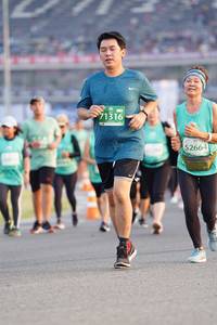 BIB: 71316, 52664
                            <button type="button" onclick="openModal(10492126)" class="btn btn-primary btn-sm float-right btn-popup" data-toggle="modal" data-target=".modal-high-quality">
                        <i class="fas fa-shopping-cart"></i> Add to Cart
                    </button>
                                            <button type="button" onclick="isThisMe(10492126, true)" class="btn btn-success btn-sm float-right btn-popup btn-isme hidden" data-toggle="tooltip" data-placement="bottom" title="นี่คือรูปของคุณใช่ไหม คลิกที่นี่เพื่อเอาเข้าอัลบั้ม">
                        <i class="fas fa-plus"></i> Add to album
                    </button>
                    <button type="button" onclick="isThisMe(10492126, false)" class="btn btn-warning btn-sm float-right btn-popup btn-isnotme hidden">
                        <i class="fas fa-ban"></i> Remove from album
                    </button>