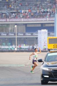 BIB: 
                            <button type="button" onclick="openModal(10476328)" class="btn btn-primary btn-sm float-right btn-popup" data-toggle="modal" data-target=".modal-high-quality">
                        <i class="fas fa-shopping-cart"></i> Add to Cart
                    </button>
                                            <button type="button" onclick="isThisMe(10476328, true)" class="btn btn-success btn-sm float-right btn-popup btn-isme hidden" data-toggle="tooltip" data-placement="bottom" title="นี่คือรูปของคุณใช่ไหม คลิกที่นี่เพื่อเอาเข้าอัลบั้ม">
                        <i class="fas fa-plus"></i> Add to album
                    </button>
                    <button type="button" onclick="isThisMe(10476328, false)" class="btn btn-warning btn-sm float-right btn-popup btn-isnotme hidden">
                        <i class="fas fa-ban"></i> Remove from album
                    </button>