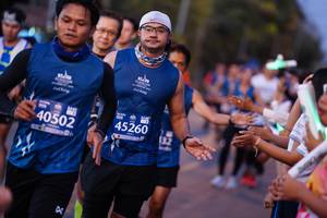 BIB: 45260, 132, 40502
                            <button type="button" onclick="openModal(12573249)" class="btn btn-primary btn-sm float-right btn-popup" data-toggle="modal" data-target=".modal-high-quality">
                        <i class="fas fa-shopping-cart"></i> Add to Cart
                    </button>
                                            <button type="button" onclick="isThisMe(12573249, true)" class="btn btn-success btn-sm float-right btn-popup btn-isme hidden" data-toggle="tooltip" data-placement="bottom" title="นี่คือรูปของคุณใช่ไหม คลิกที่นี่เพื่อเอาเข้าอัลบั้ม">
                        <i class="fas fa-plus"></i> Add to album
                    </button>
                    <button type="button" onclick="isThisMe(12573249, false)" class="btn btn-warning btn-sm float-right btn-popup btn-isnotme hidden">
                        <i class="fas fa-ban"></i> Remove from album
                    </button>