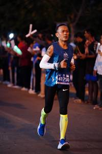 BIB: 41750
                            <button type="button" onclick="openModal(12563924)" class="btn btn-primary btn-sm float-right btn-popup" data-toggle="modal" data-target=".modal-high-quality">
                        <i class="fas fa-shopping-cart"></i> Add to Cart
                    </button>
                                            <button type="button" onclick="isThisMe(12563924, true)" class="btn btn-success btn-sm float-right btn-popup btn-isme hidden" data-toggle="tooltip" data-placement="bottom" title="นี่คือรูปของคุณใช่ไหม คลิกที่นี่เพื่อเอาเข้าอัลบั้ม">
                        <i class="fas fa-plus"></i> Add to album
                    </button>
                    <button type="button" onclick="isThisMe(12563924, false)" class="btn btn-warning btn-sm float-right btn-popup btn-isnotme hidden">
                        <i class="fas fa-ban"></i> Remove from album
                    </button>
