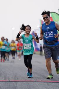 BIB: 41386, 50509
                            <button type="button" onclick="openModal(10502622)" class="btn btn-primary btn-sm float-right btn-popup" data-toggle="modal" data-target=".modal-high-quality">
                        <i class="fas fa-shopping-cart"></i> Add to Cart
                    </button>
                                            <button type="button" onclick="isThisMe(10502622, true)" class="btn btn-success btn-sm float-right btn-popup btn-isme hidden" data-toggle="tooltip" data-placement="bottom" title="นี่คือรูปของคุณใช่ไหม คลิกที่นี่เพื่อเอาเข้าอัลบั้ม">
                        <i class="fas fa-plus"></i> Add to album
                    </button>
                    <button type="button" onclick="isThisMe(10502622, false)" class="btn btn-warning btn-sm float-right btn-popup btn-isnotme hidden">
                        <i class="fas fa-ban"></i> Remove from album
                    </button>