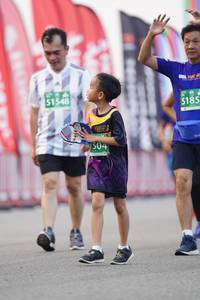 BIB: 51548, 5185, 504
                            <button type="button" onclick="openModal(10505867)" class="btn btn-primary btn-sm float-right btn-popup" data-toggle="modal" data-target=".modal-high-quality">
                        <i class="fas fa-shopping-cart"></i> Add to Cart
                    </button>
                                            <button type="button" onclick="isThisMe(10505867, true)" class="btn btn-success btn-sm float-right btn-popup btn-isme hidden" data-toggle="tooltip" data-placement="bottom" title="นี่คือรูปของคุณใช่ไหม คลิกที่นี่เพื่อเอาเข้าอัลบั้ม">
                        <i class="fas fa-plus"></i> Add to album
                    </button>
                    <button type="button" onclick="isThisMe(10505867, false)" class="btn btn-warning btn-sm float-right btn-popup btn-isnotme hidden">
                        <i class="fas fa-ban"></i> Remove from album
                    </button>