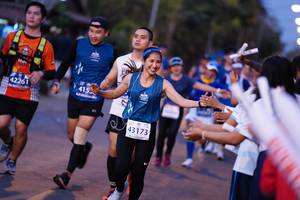 BIB: 415, 42261, 43173
                            <button type="button" onclick="openModal(12573246)" class="btn btn-primary btn-sm float-right btn-popup" data-toggle="modal" data-target=".modal-high-quality">
                        <i class="fas fa-shopping-cart"></i> Add to Cart
                    </button>
                                            <button type="button" onclick="isThisMe(12573246, true)" class="btn btn-success btn-sm float-right btn-popup btn-isme hidden" data-toggle="tooltip" data-placement="bottom" title="นี่คือรูปของคุณใช่ไหม คลิกที่นี่เพื่อเอาเข้าอัลบั้ม">
                        <i class="fas fa-plus"></i> Add to album
                    </button>
                    <button type="button" onclick="isThisMe(12573246, false)" class="btn btn-warning btn-sm float-right btn-popup btn-isnotme hidden">
                        <i class="fas fa-ban"></i> Remove from album
                    </button>