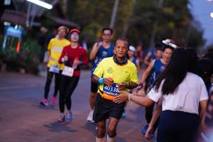 BIB: 40338
                            <button type="button" onclick="openModal(12573526)" class="btn btn-primary btn-sm float-right btn-popup" data-toggle="modal" data-target=".modal-high-quality">
                        <i class="fas fa-shopping-cart"></i> Add to Cart
                    </button>
                                            <button type="button" onclick="isThisMe(12573526, true)" class="btn btn-success btn-sm float-right btn-popup btn-isme hidden" data-toggle="tooltip" data-placement="bottom" title="นี่คือรูปของคุณใช่ไหม คลิกที่นี่เพื่อเอาเข้าอัลบั้ม">
                        <i class="fas fa-plus"></i> Add to album
                    </button>
                    <button type="button" onclick="isThisMe(12573526, false)" class="btn btn-warning btn-sm float-right btn-popup btn-isnotme hidden">
                        <i class="fas fa-ban"></i> Remove from album
                    </button>