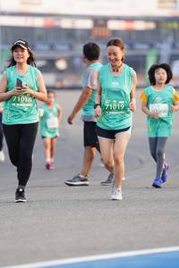 BIB: 71018, 71019, 50666
                            <button type="button" onclick="openModal(10493846)" class="btn btn-primary btn-sm float-right btn-popup" data-toggle="modal" data-target=".modal-high-quality">
                        <i class="fas fa-shopping-cart"></i> Add to Cart
                    </button>
                                            <button type="button" onclick="isThisMe(10493846, true)" class="btn btn-success btn-sm float-right btn-popup btn-isme hidden" data-toggle="tooltip" data-placement="bottom" title="นี่คือรูปของคุณใช่ไหม คลิกที่นี่เพื่อเอาเข้าอัลบั้ม">
                        <i class="fas fa-plus"></i> Add to album
                    </button>
                    <button type="button" onclick="isThisMe(10493846, false)" class="btn btn-warning btn-sm float-right btn-popup btn-isnotme hidden">
                        <i class="fas fa-ban"></i> Remove from album
                    </button>