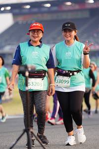 BIB: 53099, 53203
                            <button type="button" onclick="openModal(10497770)" class="btn btn-primary btn-sm float-right btn-popup" data-toggle="modal" data-target=".modal-high-quality">
                        <i class="fas fa-shopping-cart"></i> Add to Cart
                    </button>
                                            <button type="button" onclick="isThisMe(10497770, true)" class="btn btn-success btn-sm float-right btn-popup btn-isme hidden" data-toggle="tooltip" data-placement="bottom" title="นี่คือรูปของคุณใช่ไหม คลิกที่นี่เพื่อเอาเข้าอัลบั้ม">
                        <i class="fas fa-plus"></i> Add to album
                    </button>
                    <button type="button" onclick="isThisMe(10497770, false)" class="btn btn-warning btn-sm float-right btn-popup btn-isnotme hidden">
                        <i class="fas fa-ban"></i> Remove from album
                    </button>