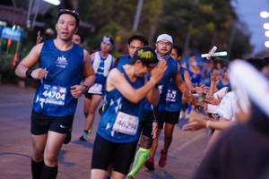 BIB: 332, 44704, 46294
                            <button type="button" onclick="openModal(12573192)" class="btn btn-primary btn-sm float-right btn-popup" data-toggle="modal" data-target=".modal-high-quality">
                        <i class="fas fa-shopping-cart"></i> Add to Cart
                    </button>
                                            <button type="button" onclick="isThisMe(12573192, true)" class="btn btn-success btn-sm float-right btn-popup btn-isme hidden" data-toggle="tooltip" data-placement="bottom" title="นี่คือรูปของคุณใช่ไหม คลิกที่นี่เพื่อเอาเข้าอัลบั้ม">
                        <i class="fas fa-plus"></i> Add to album
                    </button>
                    <button type="button" onclick="isThisMe(12573192, false)" class="btn btn-warning btn-sm float-right btn-popup btn-isnotme hidden">
                        <i class="fas fa-ban"></i> Remove from album
                    </button>