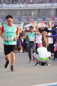 BIB: 50380, 50569
                            <button type="button" onclick="openModal(10492401)" class="btn btn-primary btn-sm float-right btn-popup" data-toggle="modal" data-target=".modal-high-quality">
                        <i class="fas fa-shopping-cart"></i> Add to Cart
                    </button>
                                            <button type="button" onclick="isThisMe(10492401, true)" class="btn btn-success btn-sm float-right btn-popup btn-isme hidden" data-toggle="tooltip" data-placement="bottom" title="นี่คือรูปของคุณใช่ไหม คลิกที่นี่เพื่อเอาเข้าอัลบั้ม">
                        <i class="fas fa-plus"></i> Add to album
                    </button>
                    <button type="button" onclick="isThisMe(10492401, false)" class="btn btn-warning btn-sm float-right btn-popup btn-isnotme hidden">
                        <i class="fas fa-ban"></i> Remove from album
                    </button>