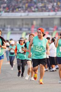 BIB: 52101
                            <button type="button" onclick="openModal(10489012)" class="btn btn-primary btn-sm float-right btn-popup" data-toggle="modal" data-target=".modal-high-quality">
                        <i class="fas fa-shopping-cart"></i> Add to Cart
                    </button>
                                            <button type="button" onclick="isThisMe(10489012, true)" class="btn btn-success btn-sm float-right btn-popup btn-isme hidden" data-toggle="tooltip" data-placement="bottom" title="นี่คือรูปของคุณใช่ไหม คลิกที่นี่เพื่อเอาเข้าอัลบั้ม">
                        <i class="fas fa-plus"></i> Add to album
                    </button>
                    <button type="button" onclick="isThisMe(10489012, false)" class="btn btn-warning btn-sm float-right btn-popup btn-isnotme hidden">
                        <i class="fas fa-ban"></i> Remove from album
                    </button>