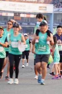 BIB: 0992
                            <button type="button" onclick="openModal(10495538)" class="btn btn-primary btn-sm float-right btn-popup" data-toggle="modal" data-target=".modal-high-quality">
                        <i class="fas fa-shopping-cart"></i> Add to Cart
                    </button>
                                            <button type="button" onclick="isThisMe(10495538, true)" class="btn btn-success btn-sm float-right btn-popup btn-isme hidden" data-toggle="tooltip" data-placement="bottom" title="นี่คือรูปของคุณใช่ไหม คลิกที่นี่เพื่อเอาเข้าอัลบั้ม">
                        <i class="fas fa-plus"></i> Add to album
                    </button>
                    <button type="button" onclick="isThisMe(10495538, false)" class="btn btn-warning btn-sm float-right btn-popup btn-isnotme hidden">
                        <i class="fas fa-ban"></i> Remove from album
                    </button>