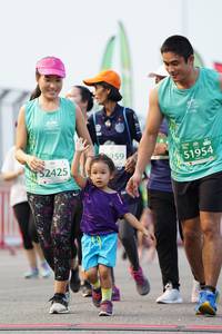 BIB: 959, 52425, 51954
                            <button type="button" onclick="openModal(10523963)" class="btn btn-primary btn-sm float-right btn-popup" data-toggle="modal" data-target=".modal-high-quality">
                        <i class="fas fa-shopping-cart"></i> Add to Cart
                    </button>
                                            <button type="button" onclick="isThisMe(10523963, true)" class="btn btn-success btn-sm float-right btn-popup btn-isme hidden" data-toggle="tooltip" data-placement="bottom" title="นี่คือรูปของคุณใช่ไหม คลิกที่นี่เพื่อเอาเข้าอัลบั้ม">
                        <i class="fas fa-plus"></i> Add to album
                    </button>
                    <button type="button" onclick="isThisMe(10523963, false)" class="btn btn-warning btn-sm float-right btn-popup btn-isnotme hidden">
                        <i class="fas fa-ban"></i> Remove from album
                    </button>