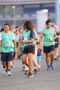 BIB: 2610, 51940
                            <button type="button" onclick="openModal(10498721)" class="btn btn-primary btn-sm float-right btn-popup" data-toggle="modal" data-target=".modal-high-quality">
                        <i class="fas fa-shopping-cart"></i> Add to Cart
                    </button>
                                            <button type="button" onclick="isThisMe(10498721, true)" class="btn btn-success btn-sm float-right btn-popup btn-isme hidden" data-toggle="tooltip" data-placement="bottom" title="นี่คือรูปของคุณใช่ไหม คลิกที่นี่เพื่อเอาเข้าอัลบั้ม">
                        <i class="fas fa-plus"></i> Add to album
                    </button>
                    <button type="button" onclick="isThisMe(10498721, false)" class="btn btn-warning btn-sm float-right btn-popup btn-isnotme hidden">
                        <i class="fas fa-ban"></i> Remove from album
                    </button>