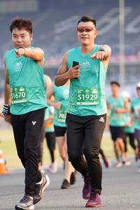 BIB: 1670, 51929
                            <button type="button" onclick="openModal(10488248)" class="btn btn-primary btn-sm float-right btn-popup" data-toggle="modal" data-target=".modal-high-quality">
                        <i class="fas fa-shopping-cart"></i> Add to Cart
                    </button>
                                            <button type="button" onclick="isThisMe(10488248, true)" class="btn btn-success btn-sm float-right btn-popup btn-isme hidden" data-toggle="tooltip" data-placement="bottom" title="นี่คือรูปของคุณใช่ไหม คลิกที่นี่เพื่อเอาเข้าอัลบั้ม">
                        <i class="fas fa-plus"></i> Add to album
                    </button>
                    <button type="button" onclick="isThisMe(10488248, false)" class="btn btn-warning btn-sm float-right btn-popup btn-isnotme hidden">
                        <i class="fas fa-ban"></i> Remove from album
                    </button>