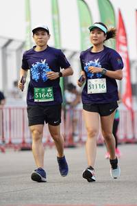 BIB: 51116, 51645
                            <button type="button" onclick="openModal(10518399)" class="btn btn-primary btn-sm float-right btn-popup" data-toggle="modal" data-target=".modal-high-quality">
                        <i class="fas fa-shopping-cart"></i> Add to Cart
                    </button>
                                            <button type="button" onclick="isThisMe(10518399, true)" class="btn btn-success btn-sm float-right btn-popup btn-isme hidden" data-toggle="tooltip" data-placement="bottom" title="นี่คือรูปของคุณใช่ไหม คลิกที่นี่เพื่อเอาเข้าอัลบั้ม">
                        <i class="fas fa-plus"></i> Add to album
                    </button>
                    <button type="button" onclick="isThisMe(10518399, false)" class="btn btn-warning btn-sm float-right btn-popup btn-isnotme hidden">
                        <i class="fas fa-ban"></i> Remove from album
                    </button>