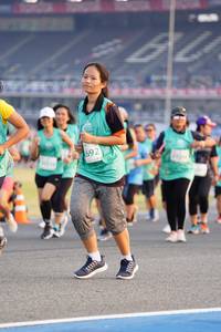 BIB: 692
                            <button type="button" onclick="openModal(10493877)" class="btn btn-primary btn-sm float-right btn-popup" data-toggle="modal" data-target=".modal-high-quality">
                        <i class="fas fa-shopping-cart"></i> Add to Cart
                    </button>
                                            <button type="button" onclick="isThisMe(10493877, true)" class="btn btn-success btn-sm float-right btn-popup btn-isme hidden" data-toggle="tooltip" data-placement="bottom" title="นี่คือรูปของคุณใช่ไหม คลิกที่นี่เพื่อเอาเข้าอัลบั้ม">
                        <i class="fas fa-plus"></i> Add to album
                    </button>
                    <button type="button" onclick="isThisMe(10493877, false)" class="btn btn-warning btn-sm float-right btn-popup btn-isnotme hidden">
                        <i class="fas fa-ban"></i> Remove from album
                    </button>