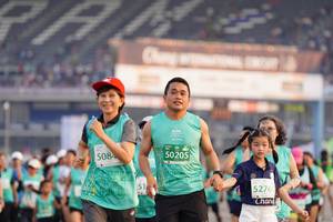 BIB: 50205, 508, 5276
                            <button type="button" onclick="openModal(10497664)" class="btn btn-primary btn-sm float-right btn-popup" data-toggle="modal" data-target=".modal-high-quality">
                        <i class="fas fa-shopping-cart"></i> Add to Cart
                    </button>
                                            <button type="button" onclick="isThisMe(10497664, true)" class="btn btn-success btn-sm float-right btn-popup btn-isme hidden" data-toggle="tooltip" data-placement="bottom" title="นี่คือรูปของคุณใช่ไหม คลิกที่นี่เพื่อเอาเข้าอัลบั้ม">
                        <i class="fas fa-plus"></i> Add to album
                    </button>
                    <button type="button" onclick="isThisMe(10497664, false)" class="btn btn-warning btn-sm float-right btn-popup btn-isnotme hidden">
                        <i class="fas fa-ban"></i> Remove from album
                    </button>