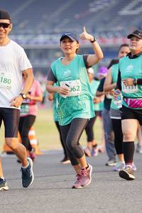 BIB: 180
                            <button type="button" onclick="openModal(10492268)" class="btn btn-primary btn-sm float-right btn-popup" data-toggle="modal" data-target=".modal-high-quality">
                        <i class="fas fa-shopping-cart"></i> Add to Cart
                    </button>
                                            <button type="button" onclick="isThisMe(10492268, true)" class="btn btn-success btn-sm float-right btn-popup btn-isme hidden" data-toggle="tooltip" data-placement="bottom" title="นี่คือรูปของคุณใช่ไหม คลิกที่นี่เพื่อเอาเข้าอัลบั้ม">
                        <i class="fas fa-plus"></i> Add to album
                    </button>
                    <button type="button" onclick="isThisMe(10492268, false)" class="btn btn-warning btn-sm float-right btn-popup btn-isnotme hidden">
                        <i class="fas fa-ban"></i> Remove from album
                    </button>