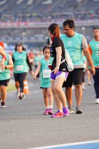 BIB: 5223
                            <button type="button" onclick="openModal(10493931)" class="btn btn-primary btn-sm float-right btn-popup" data-toggle="modal" data-target=".modal-high-quality">
                        <i class="fas fa-shopping-cart"></i> Add to Cart
                    </button>
                                            <button type="button" onclick="isThisMe(10493931, true)" class="btn btn-success btn-sm float-right btn-popup btn-isme hidden" data-toggle="tooltip" data-placement="bottom" title="นี่คือรูปของคุณใช่ไหม คลิกที่นี่เพื่อเอาเข้าอัลบั้ม">
                        <i class="fas fa-plus"></i> Add to album
                    </button>
                    <button type="button" onclick="isThisMe(10493931, false)" class="btn btn-warning btn-sm float-right btn-popup btn-isnotme hidden">
                        <i class="fas fa-ban"></i> Remove from album
                    </button>