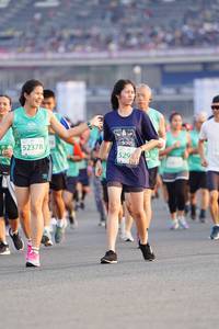 BIB: 52378, 529
                            <button type="button" onclick="openModal(10492157)" class="btn btn-primary btn-sm float-right btn-popup" data-toggle="modal" data-target=".modal-high-quality">
                        <i class="fas fa-shopping-cart"></i> Add to Cart
                    </button>
                                            <button type="button" onclick="isThisMe(10492157, true)" class="btn btn-success btn-sm float-right btn-popup btn-isme hidden" data-toggle="tooltip" data-placement="bottom" title="นี่คือรูปของคุณใช่ไหม คลิกที่นี่เพื่อเอาเข้าอัลบั้ม">
                        <i class="fas fa-plus"></i> Add to album
                    </button>
                    <button type="button" onclick="isThisMe(10492157, false)" class="btn btn-warning btn-sm float-right btn-popup btn-isnotme hidden">
                        <i class="fas fa-ban"></i> Remove from album
                    </button>