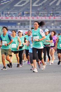 BIB: 504, 1915, 52503, 51052
                            <button type="button" onclick="openModal(10494699)" class="btn btn-primary btn-sm float-right btn-popup" data-toggle="modal" data-target=".modal-high-quality">
                        <i class="fas fa-shopping-cart"></i> Add to Cart
                    </button>
                                            <button type="button" onclick="isThisMe(10494699, true)" class="btn btn-success btn-sm float-right btn-popup btn-isme hidden" data-toggle="tooltip" data-placement="bottom" title="นี่คือรูปของคุณใช่ไหม คลิกที่นี่เพื่อเอาเข้าอัลบั้ม">
                        <i class="fas fa-plus"></i> Add to album
                    </button>
                    <button type="button" onclick="isThisMe(10494699, false)" class="btn btn-warning btn-sm float-right btn-popup btn-isnotme hidden">
                        <i class="fas fa-ban"></i> Remove from album
                    </button>