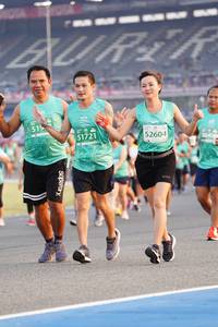 BIB: 515, 51721, 52604, 040
                            <button type="button" onclick="openModal(10496129)" class="btn btn-primary btn-sm float-right btn-popup" data-toggle="modal" data-target=".modal-high-quality">
                        <i class="fas fa-shopping-cart"></i> Add to Cart
                    </button>
                                            <button type="button" onclick="isThisMe(10496129, true)" class="btn btn-success btn-sm float-right btn-popup btn-isme hidden" data-toggle="tooltip" data-placement="bottom" title="นี่คือรูปของคุณใช่ไหม คลิกที่นี่เพื่อเอาเข้าอัลบั้ม">
                        <i class="fas fa-plus"></i> Add to album
                    </button>
                    <button type="button" onclick="isThisMe(10496129, false)" class="btn btn-warning btn-sm float-right btn-popup btn-isnotme hidden">
                        <i class="fas fa-ban"></i> Remove from album
                    </button>