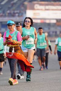 BIB: 52406, 1698
                            <button type="button" onclick="openModal(10497973)" class="btn btn-primary btn-sm float-right btn-popup" data-toggle="modal" data-target=".modal-high-quality">
                        <i class="fas fa-shopping-cart"></i> Add to Cart
                    </button>
                                            <button type="button" onclick="isThisMe(10497973, true)" class="btn btn-success btn-sm float-right btn-popup btn-isme hidden" data-toggle="tooltip" data-placement="bottom" title="นี่คือรูปของคุณใช่ไหม คลิกที่นี่เพื่อเอาเข้าอัลบั้ม">
                        <i class="fas fa-plus"></i> Add to album
                    </button>
                    <button type="button" onclick="isThisMe(10497973, false)" class="btn btn-warning btn-sm float-right btn-popup btn-isnotme hidden">
                        <i class="fas fa-ban"></i> Remove from album
                    </button>