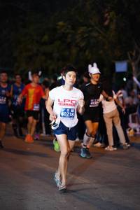 BIB: 4139, 0218
                            <button type="button" onclick="openModal(12562883)" class="btn btn-primary btn-sm float-right btn-popup" data-toggle="modal" data-target=".modal-high-quality">
                        <i class="fas fa-shopping-cart"></i> Add to Cart
                    </button>
                                            <button type="button" onclick="isThisMe(12562883, true)" class="btn btn-success btn-sm float-right btn-popup btn-isme hidden" data-toggle="tooltip" data-placement="bottom" title="นี่คือรูปของคุณใช่ไหม คลิกที่นี่เพื่อเอาเข้าอัลบั้ม">
                        <i class="fas fa-plus"></i> Add to album
                    </button>
                    <button type="button" onclick="isThisMe(12562883, false)" class="btn btn-warning btn-sm float-right btn-popup btn-isnotme hidden">
                        <i class="fas fa-ban"></i> Remove from album
                    </button>