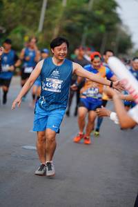 BIB: 45424
                            <button type="button" onclick="openModal(10608861)" class="btn btn-primary btn-sm float-right btn-popup" data-toggle="modal" data-target=".modal-high-quality">
                        <i class="fas fa-shopping-cart"></i> Add to Cart
                    </button>
                                            <button type="button" onclick="isThisMe(10608861, true)" class="btn btn-success btn-sm float-right btn-popup btn-isme hidden" data-toggle="tooltip" data-placement="bottom" title="นี่คือรูปของคุณใช่ไหม คลิกที่นี่เพื่อเอาเข้าอัลบั้ม">
                        <i class="fas fa-plus"></i> Add to album
                    </button>
                    <button type="button" onclick="isThisMe(10608861, false)" class="btn btn-warning btn-sm float-right btn-popup btn-isnotme hidden">
                        <i class="fas fa-ban"></i> Remove from album
                    </button>
