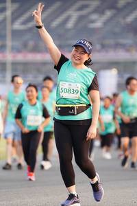 BIB: 50839
                            <button type="button" onclick="openModal(10494907)" class="btn btn-primary btn-sm float-right btn-popup" data-toggle="modal" data-target=".modal-high-quality">
                        <i class="fas fa-shopping-cart"></i> Add to Cart
                    </button>
                                            <button type="button" onclick="isThisMe(10494907, true)" class="btn btn-success btn-sm float-right btn-popup btn-isme hidden" data-toggle="tooltip" data-placement="bottom" title="นี่คือรูปของคุณใช่ไหม คลิกที่นี่เพื่อเอาเข้าอัลบั้ม">
                        <i class="fas fa-plus"></i> Add to album
                    </button>
                    <button type="button" onclick="isThisMe(10494907, false)" class="btn btn-warning btn-sm float-right btn-popup btn-isnotme hidden">
                        <i class="fas fa-ban"></i> Remove from album
                    </button>