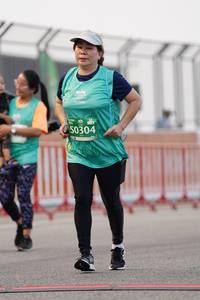BIB: 50304
                            <button type="button" onclick="openModal(10517786)" class="btn btn-primary btn-sm float-right btn-popup" data-toggle="modal" data-target=".modal-high-quality">
                        <i class="fas fa-shopping-cart"></i> Add to Cart
                    </button>
                                            <button type="button" onclick="isThisMe(10517786, true)" class="btn btn-success btn-sm float-right btn-popup btn-isme hidden" data-toggle="tooltip" data-placement="bottom" title="นี่คือรูปของคุณใช่ไหม คลิกที่นี่เพื่อเอาเข้าอัลบั้ม">
                        <i class="fas fa-plus"></i> Add to album
                    </button>
                    <button type="button" onclick="isThisMe(10517786, false)" class="btn btn-warning btn-sm float-right btn-popup btn-isnotme hidden">
                        <i class="fas fa-ban"></i> Remove from album
                    </button>